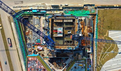 全景展示山鋼承建的超高層建筑 53層、245米宏偉杰作